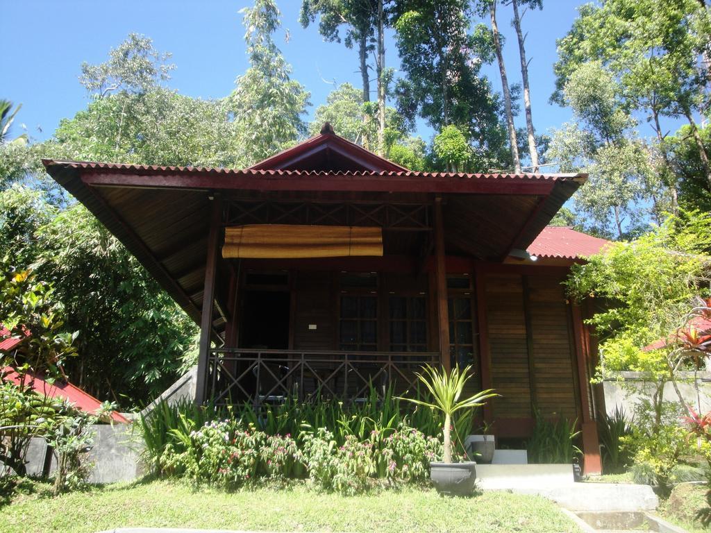 Highland Resort & Nature Tours Tomohon Exterior foto