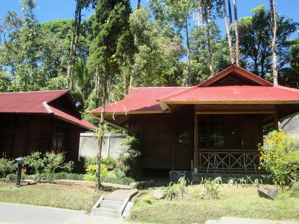 Highland Resort & Nature Tours Tomohon Exterior foto